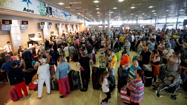 Spain to give €300m to firms hit by Thomas Cook collapse
Spain to give €300m to firms hit by Thomas Cook collapse