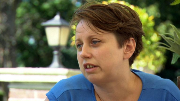 Sara Sharif: Police in Pakistan raid at least 20 homes in search for her family 